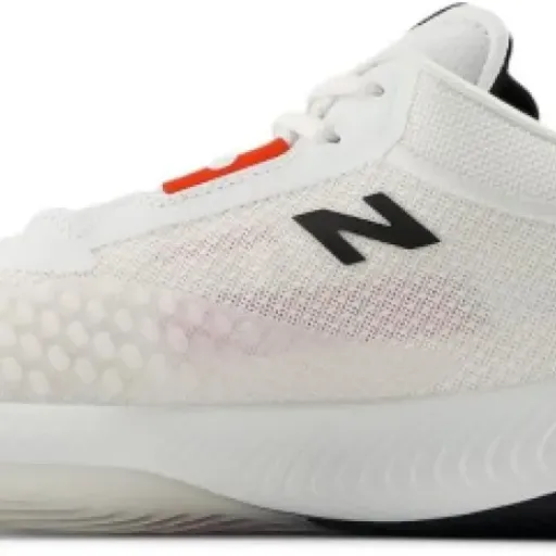 New Balance FuelCell 996 V6 Review: fast, grippy, but a bit tight in the toes