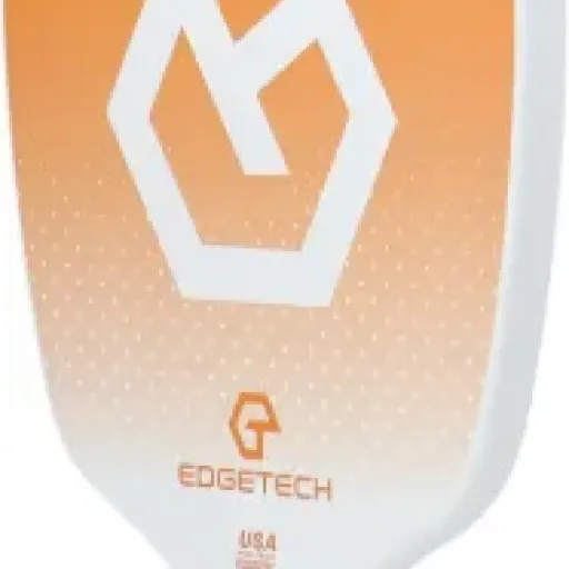 Maximus Edgetech Edgeless Pickleball Paddle Review: a budget-friendly carbon option that plays above its price